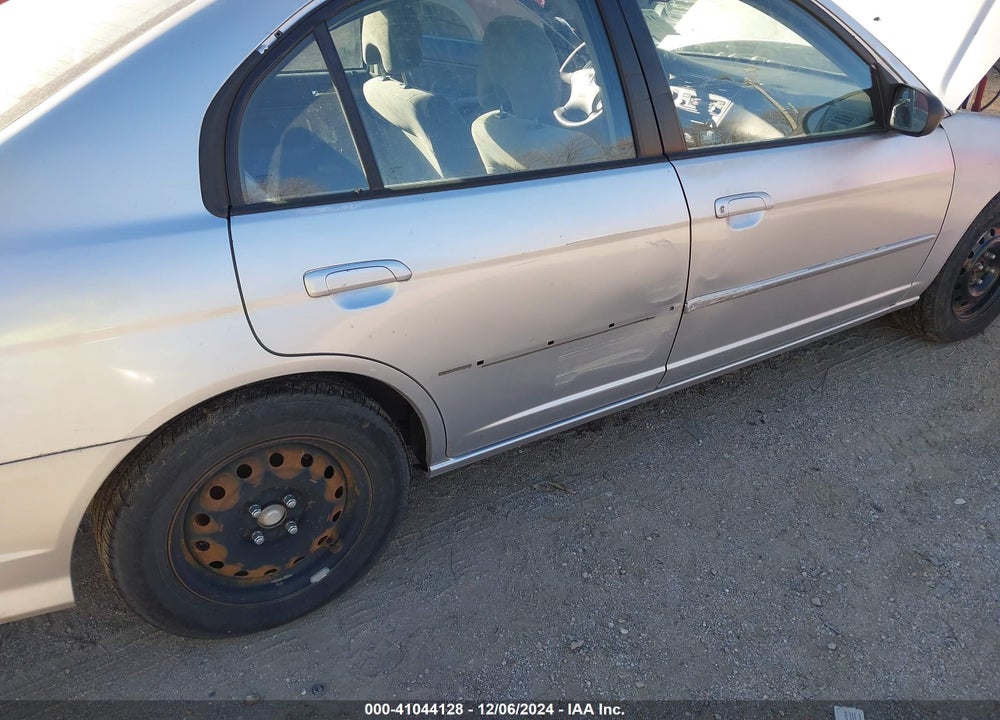 2005 HONDA CIVIC LX VIN: 2HGES16575H520810