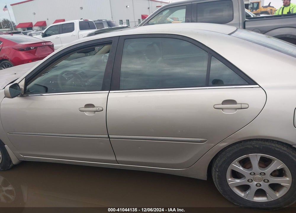 2005 TOYOTA CAMRY XLE V6 VIN: JTDBF30K550162109