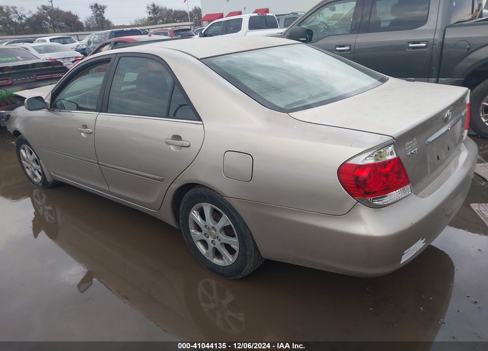 2005 TOYOTA CAMRY XLE V6 VIN: JTDBF30K550162109