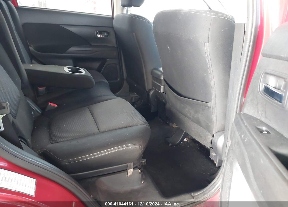 2018 MITSUBISHI OUTLANDER SE VIN: JA4AZ3A35JZ041056
