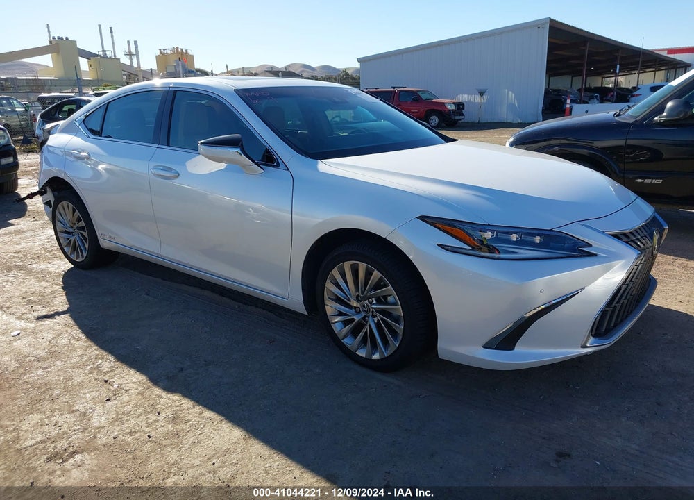 2022 LEXUS ES 300H ULTRA LUXURY VIN: 58AFA1C19NU020494