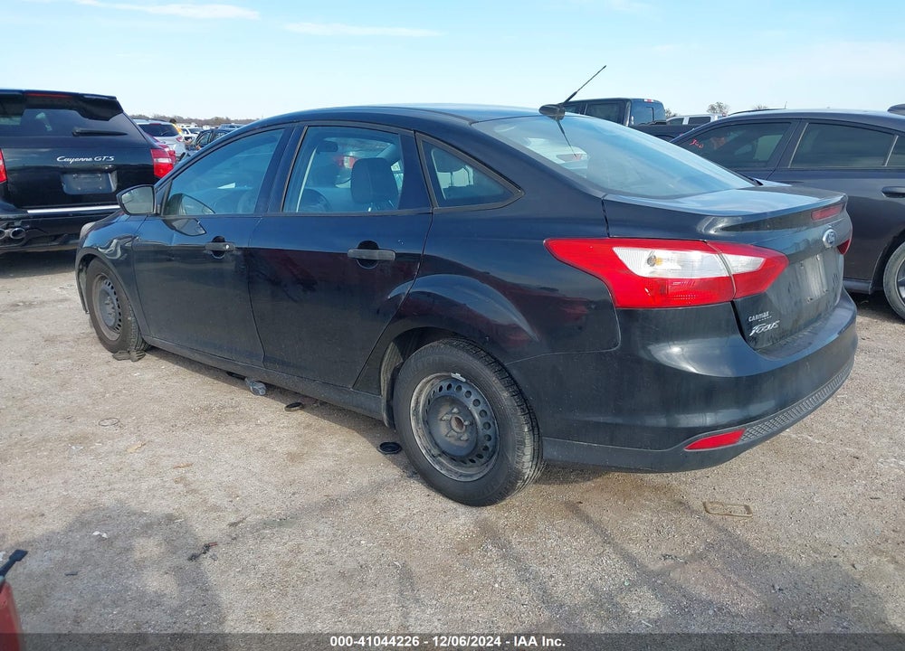 2012 FORD FOCUS VIN: 1FAHP3E27CL153865