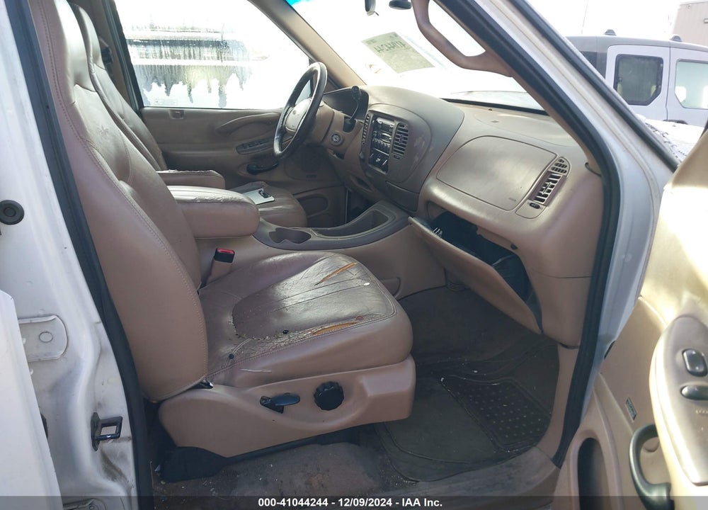 1998 FORD EXPEDITION VIN: 1FMPU18L4WLA22299