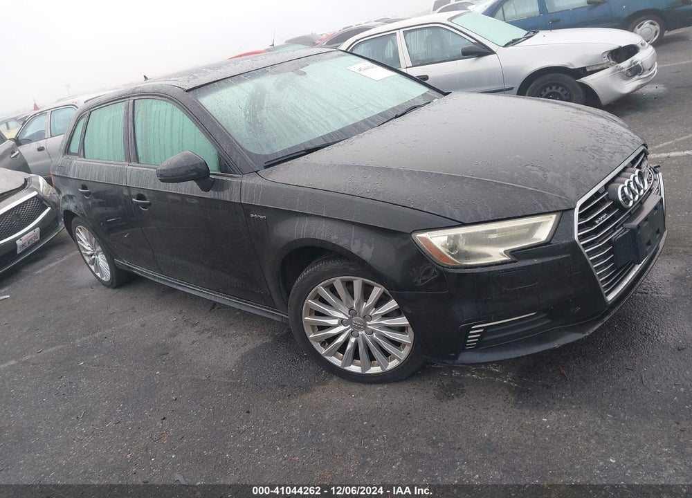 2017 AUDI A3 E-TRON 1.4T PREMIUM VIN: WAUUPBFF6HA077785