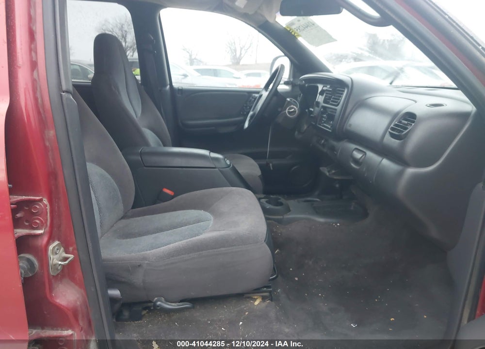 1998 DODGE DURANGO SLT VIN: 1B4HS28Y3WF217385