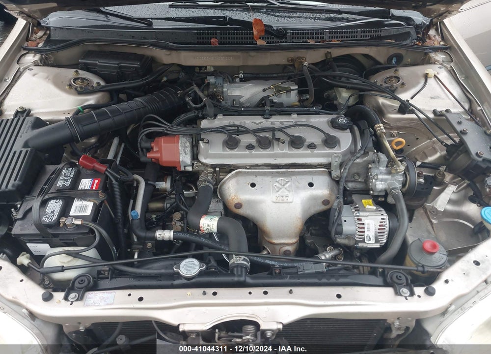 2000 HONDA ACCORD 2.3 LX VIN: 1HGCG5648YA027308