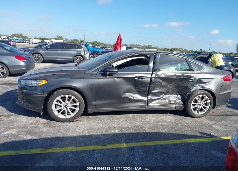 2020 FORD FUSION VIN: 3FA6P0HD1LR190253