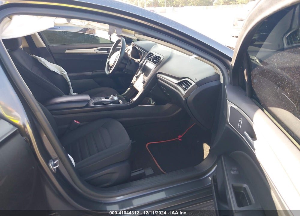 2020 FORD FUSION VIN: 3FA6P0HD1LR190253