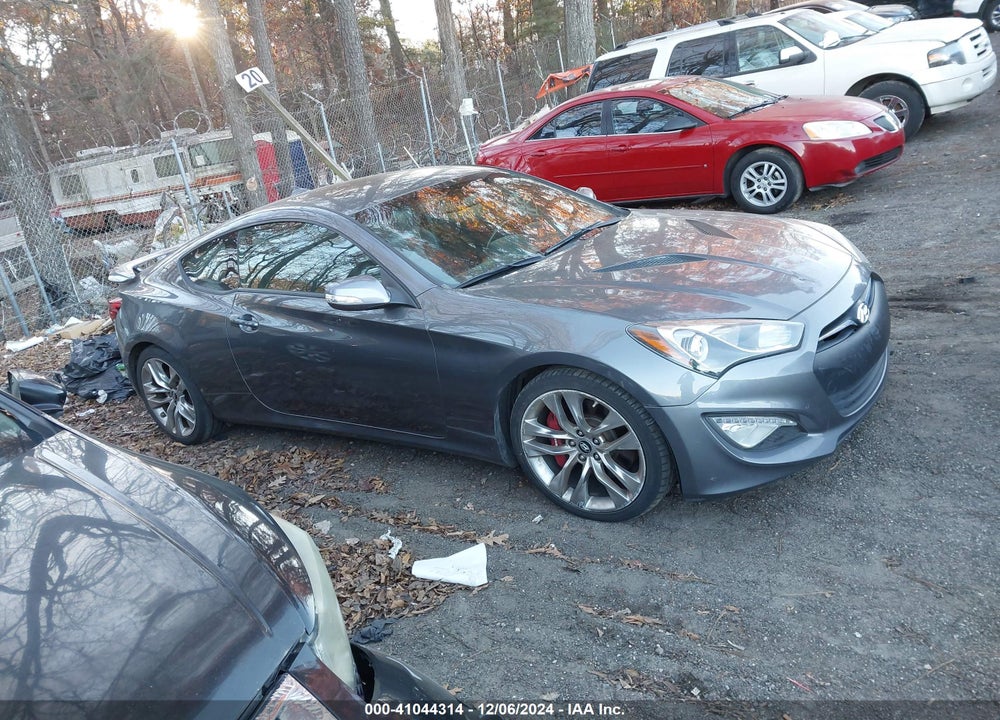 2016 HYUNDAI GENESIS 3.8 ULTIMATE VIN: KMHHU6KJ1GU133865