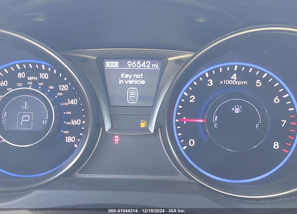 2016 HYUNDAI GENESIS 3.8 ULTIMATE VIN: KMHHU6KJ1GU133865
