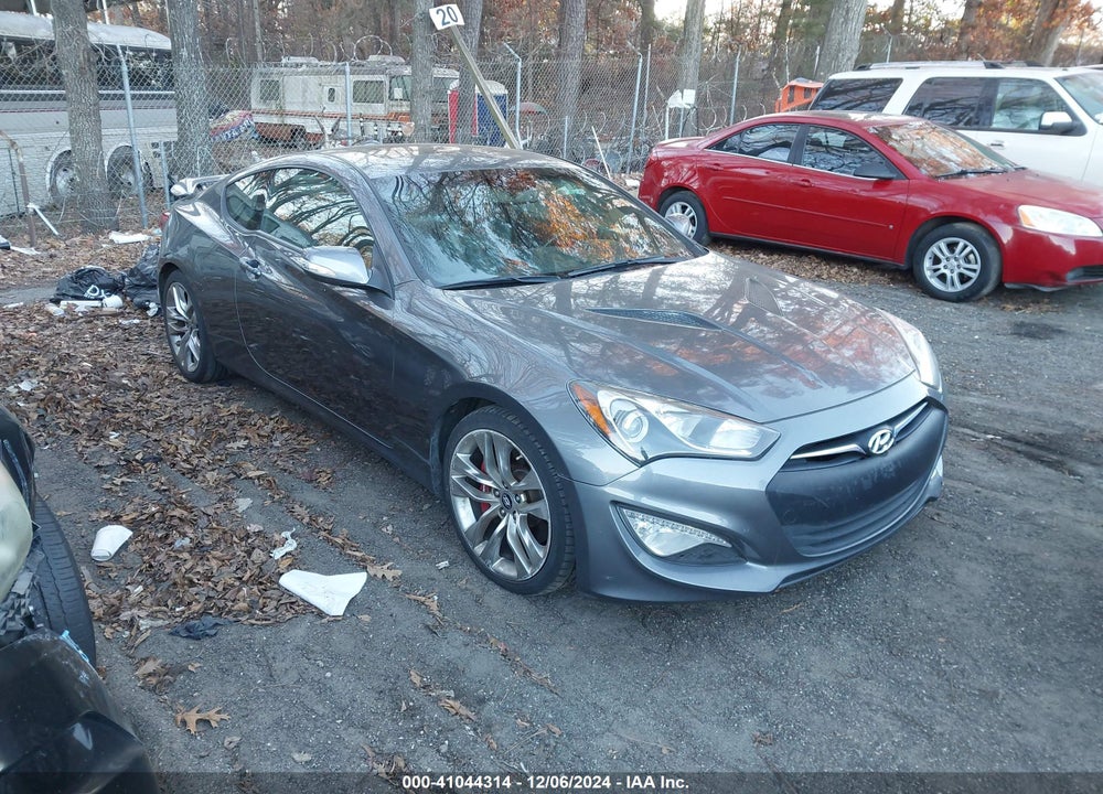2016 HYUNDAI GENESIS 3.8 ULTIMATE VIN: KMHHU6KJ1GU133865