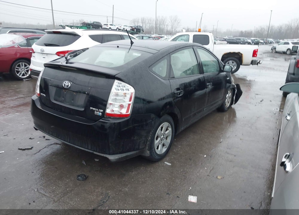 2008 TOYOTA PRIUS VIN: JTDKB20UX83360548