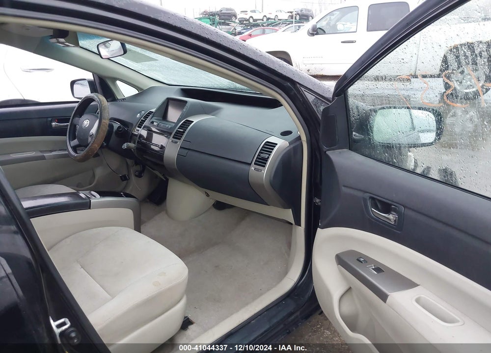 2008 TOYOTA PRIUS VIN: JTDKB20UX83360548