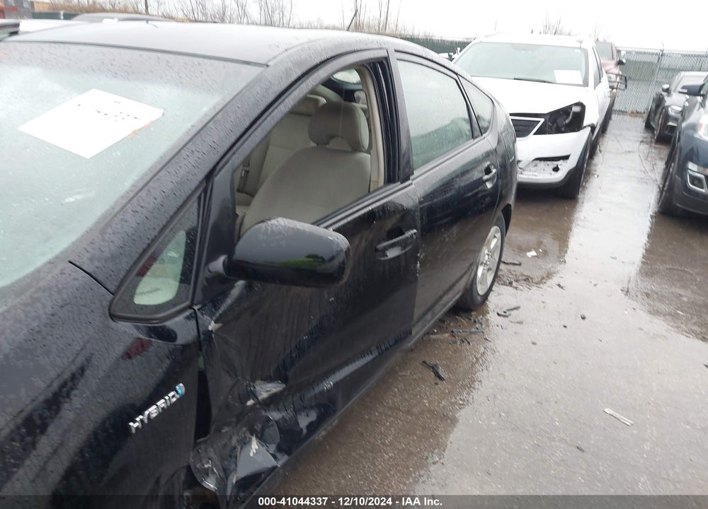 2008 TOYOTA PRIUS VIN: JTDKB20UX83360548