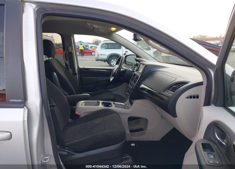2012 DODGE GRAND CARAVAN SXT VIN: 2C4RDGCG7CR179970