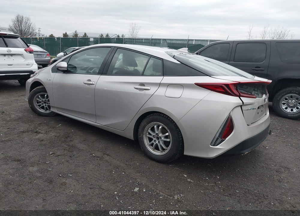 2017 TOYOTA PRIUS PRIME VIN: JTDKARFP1H3002946