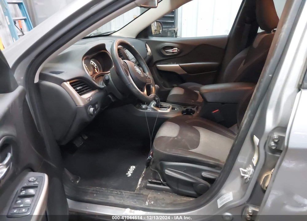 2017 JEEP CHEROKEE SPORT 4X4 VIN: 1C4PJMAB8HW596583