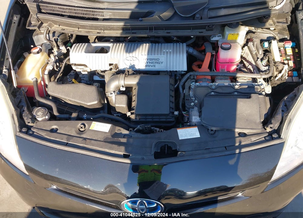 2015 TOYOTA PRIUS TWO VIN: JTDKN3DU9F0470139