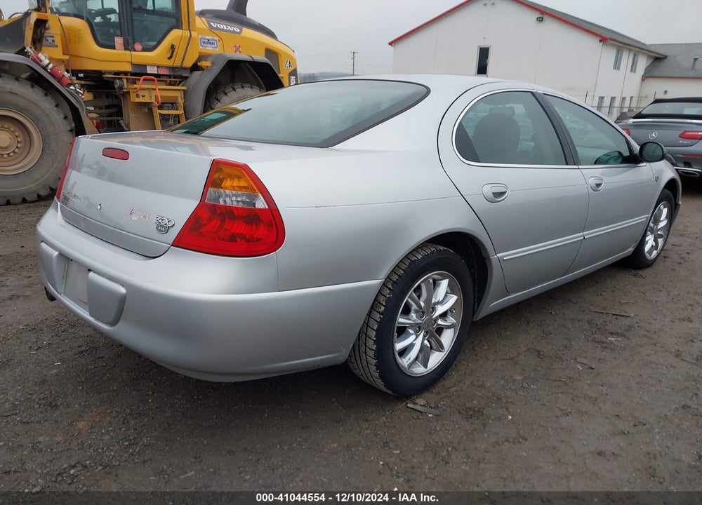 2004 CHRYSLER 300M VIN: 2C3HE66G94H615082