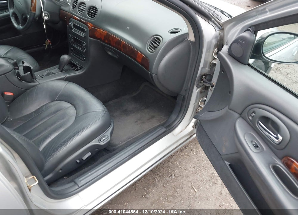 2004 CHRYSLER 300M VIN: 2C3HE66G94H615082