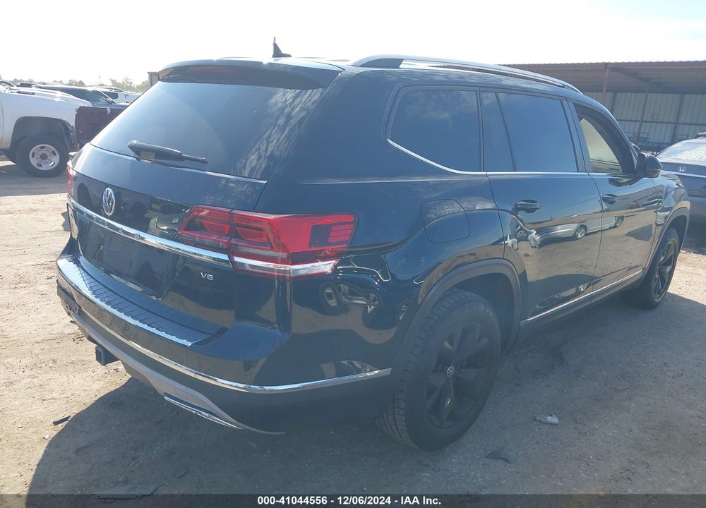2018 VOLKSWAGEN ATLAS 3.6L V6 SEL VIN: 1V2ER2CA6JC581594