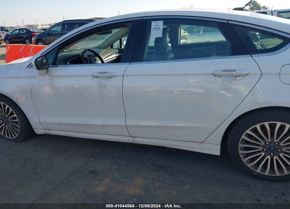 2018 FORD FUSION TITANIUM VIN: 3FA6P0D9XJR124685