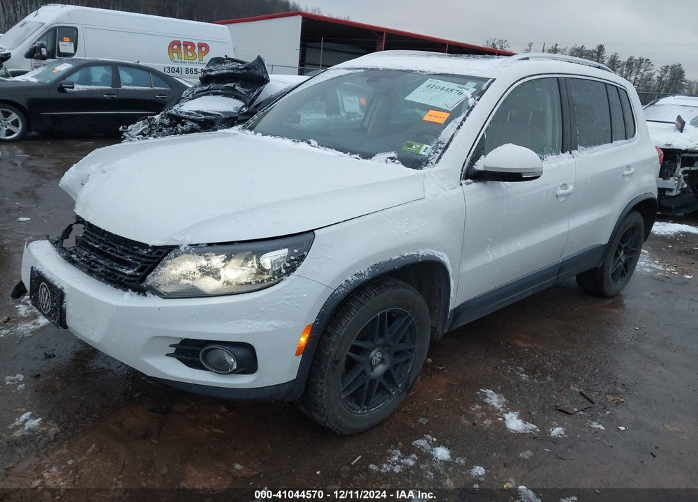 2017 VOLKSWAGEN TIGUAN 2.0T SEL VIN: WVGWV7AX2HW503422