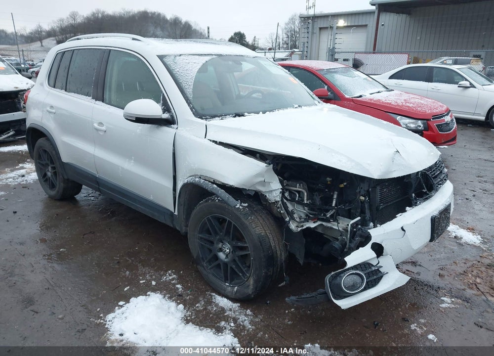 2017 VOLKSWAGEN TIGUAN 2.0T SEL VIN: WVGWV7AX2HW503422