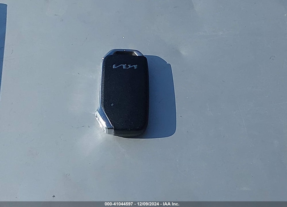 2023 KIA NIRO PLUG-IN HYBRID VIN: KNDCS3LF2P5066068