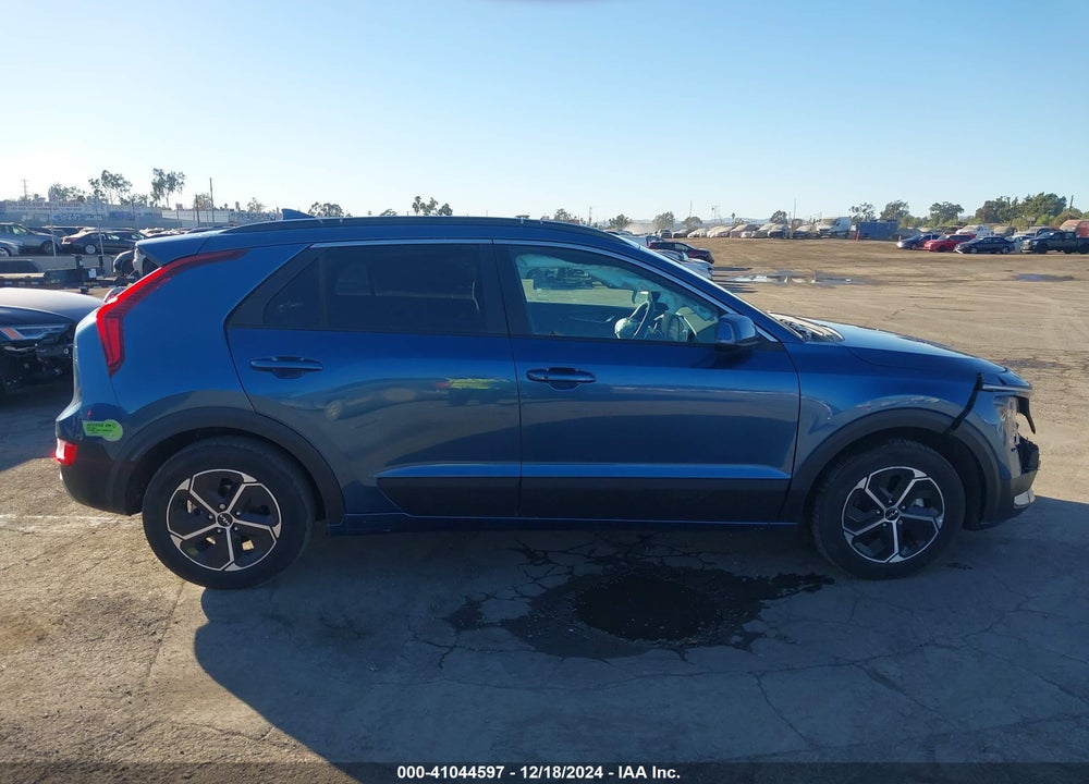 2023 KIA NIRO PLUG-IN HYBRID VIN: KNDCS3LF2P5066068