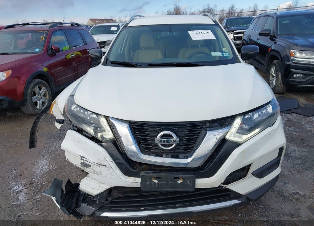 2017 NISSAN ROGUE S VIN: JN8AT2MV0HW000462