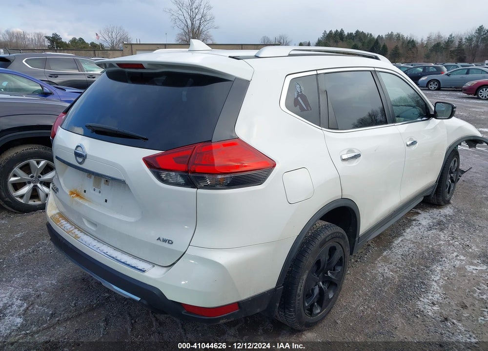 2017 NISSAN ROGUE S VIN: JN8AT2MV0HW000462