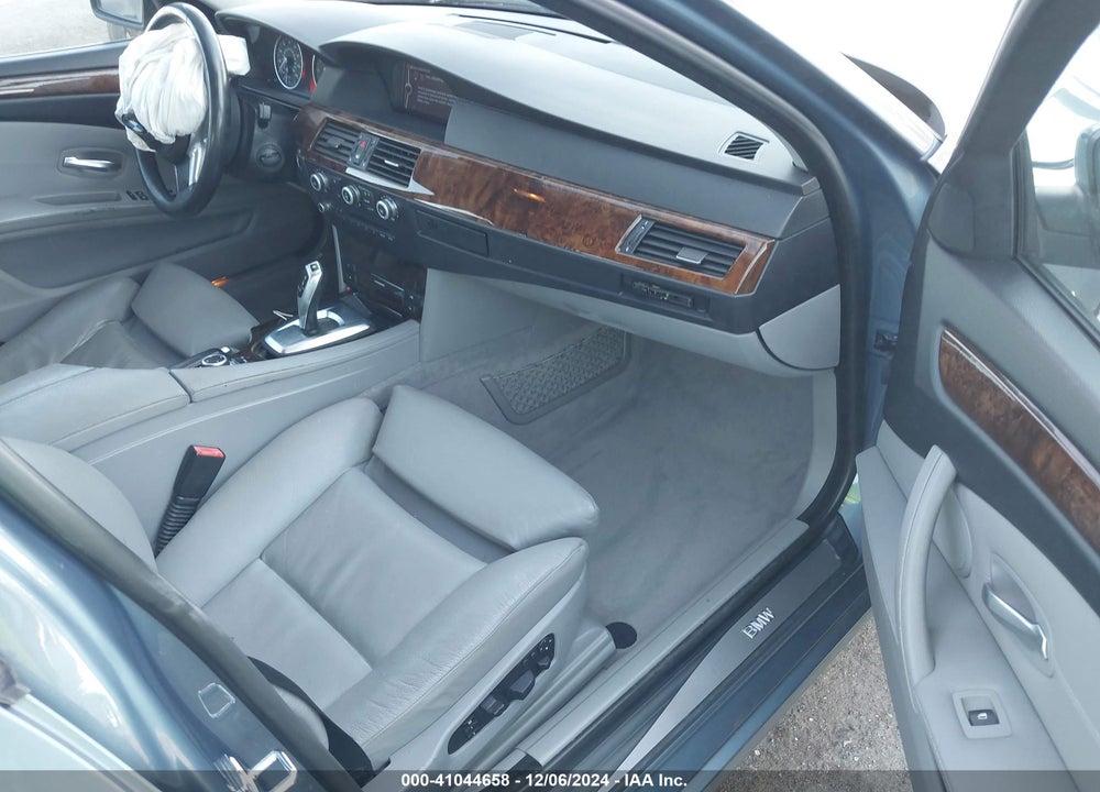 2010 BMW 528I VIN: WBANU5C58AC125954