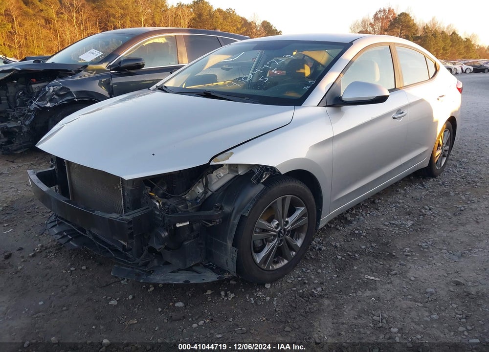 2018 HYUNDAI ELANTRA SEL VIN: 5NPD84LF3JH314991