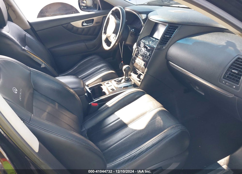 2013 INFINITI FX37 VIN: JN8CS1MWXDM172373
