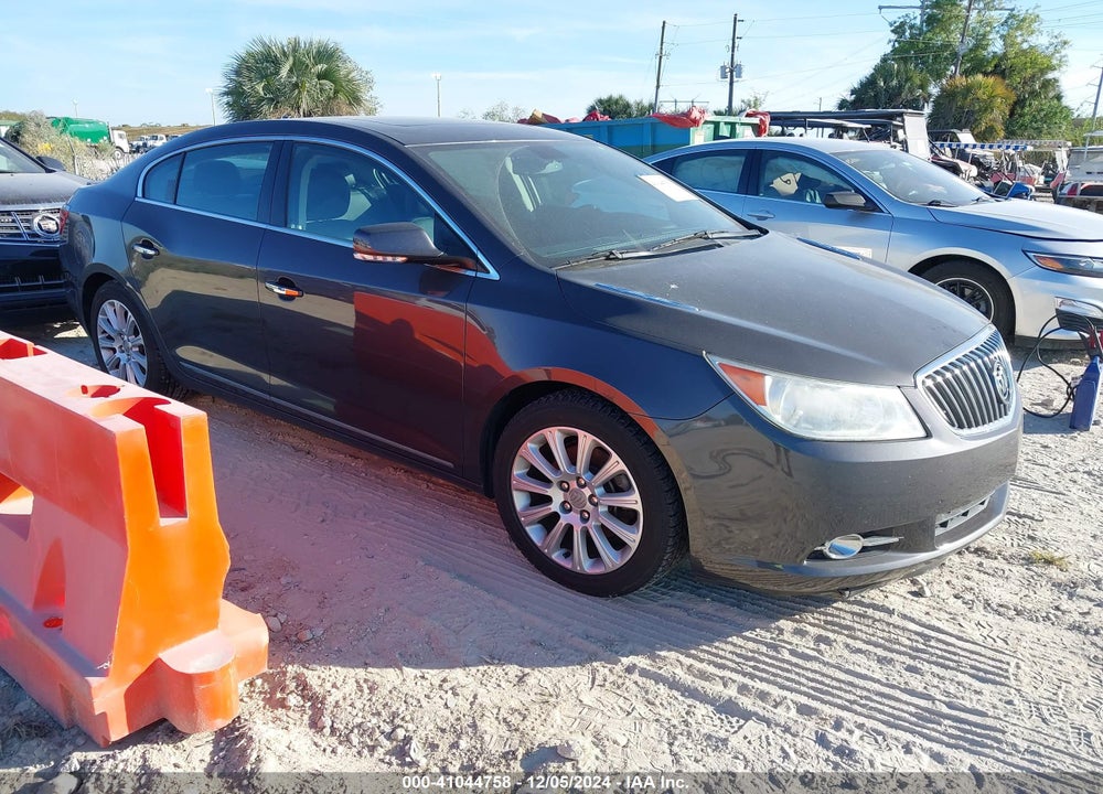 2013 LACROSSE BUICK  LEATHER GROUP VIN: 1G4GC5E39DF267562
