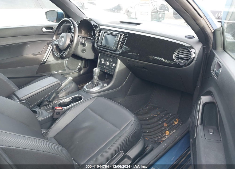 2018 VOLKSWAGEN BEETLE 2.0T COAST/2.0T S VIN: 3VWFD7AT2JM708424