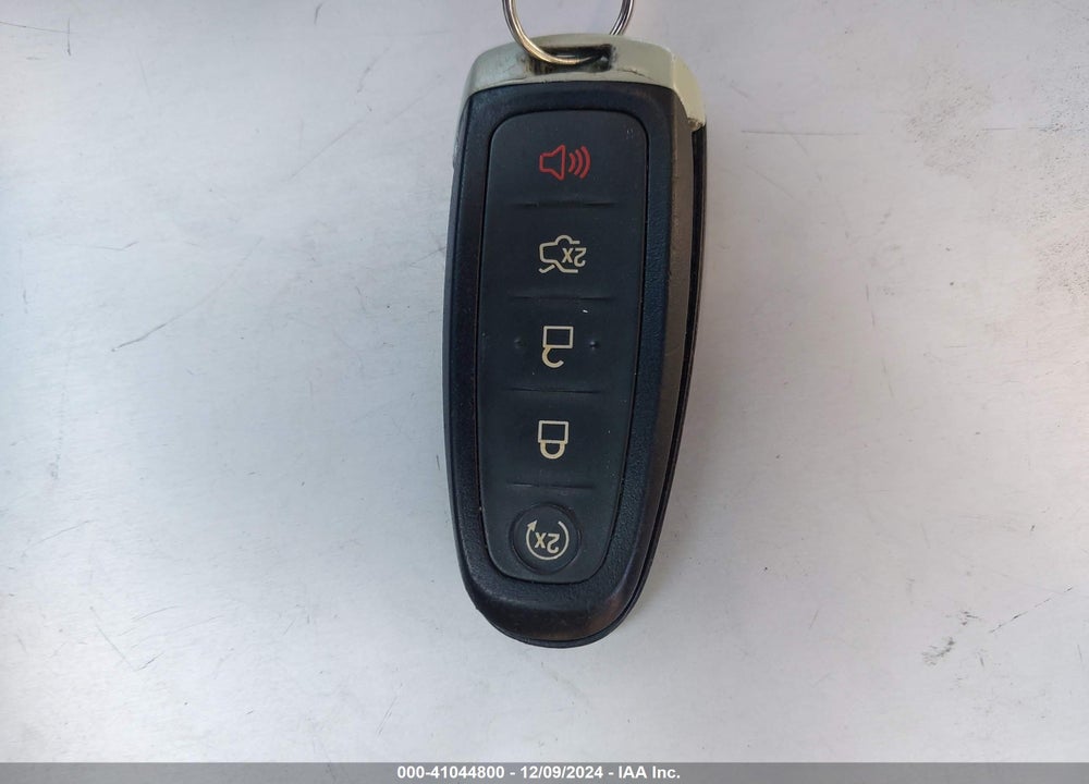 2017 FORD ESCAPE VIN: 1FMCU0J99HUB81596