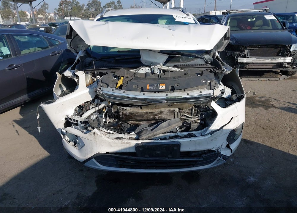 2017 FORD ESCAPE VIN: 1FMCU0J99HUB81596