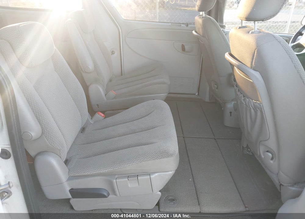 2006 DODGE GRAND CARAVAN SXT VIN: 2D4GP44L66R695821