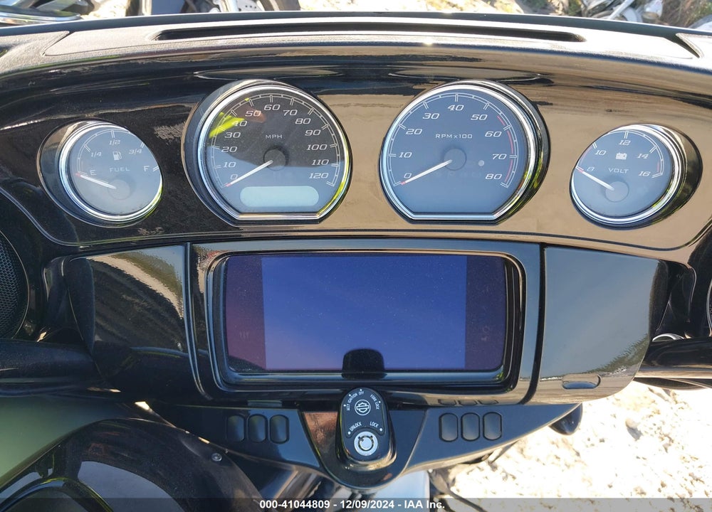 2023 HARLEY-DAVIDSON FLHXS VIN: 1HD1KRP12PB657946
