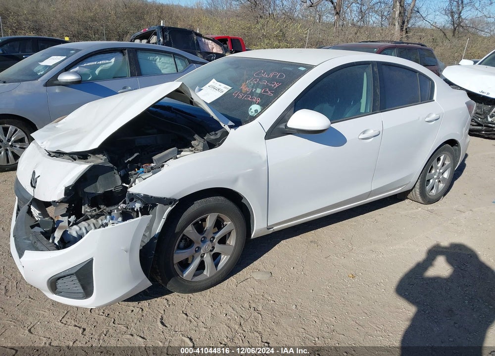 2011 MAZDA 3 I TOURING VIN: JM1BL1VF1B1481229