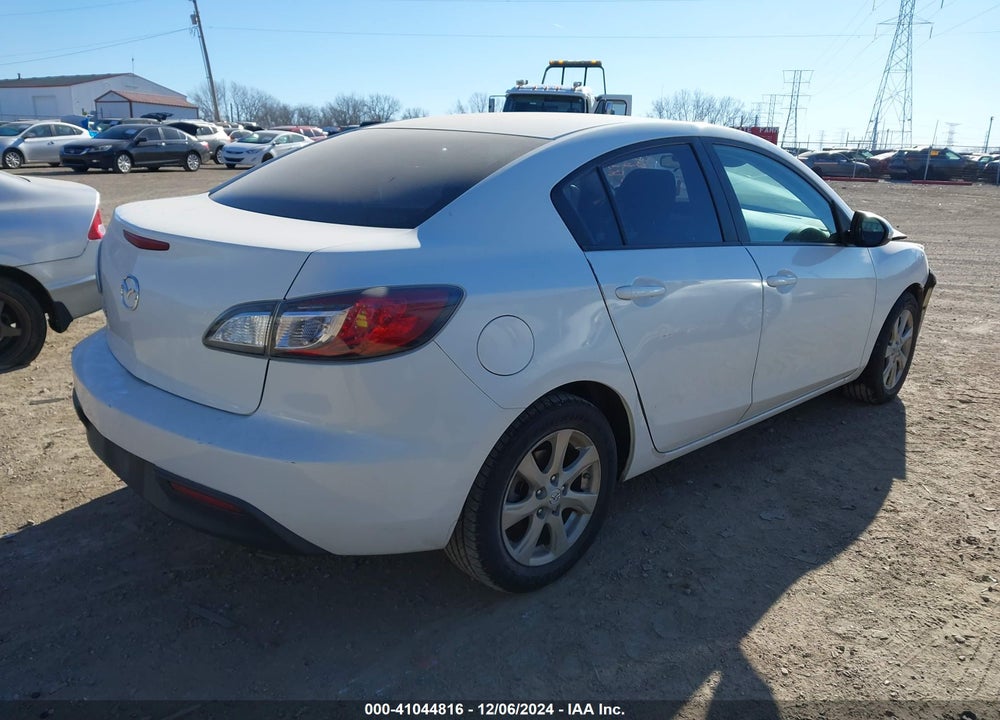 2011 MAZDA 3 I TOURING VIN: JM1BL1VF1B1481229
