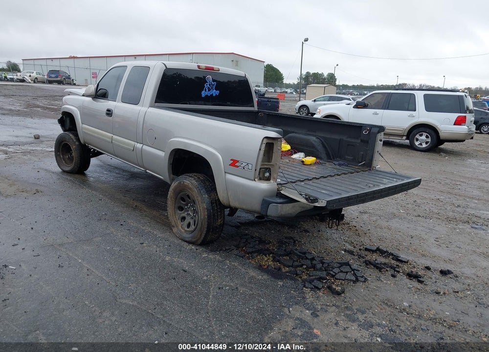 2005 CHEVROLET SILVERADO 1500 Z71 VIN: 1GCEK19Z75Z107623
