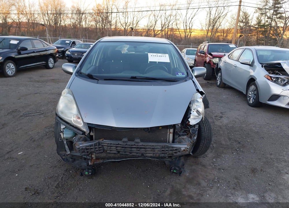 2009 HONDA FIT SPORT VIN: JHMGE88439S029448