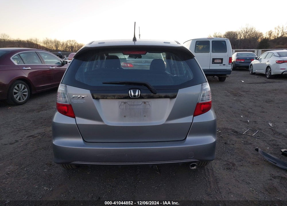 2009 HONDA FIT SPORT VIN: JHMGE88439S029448