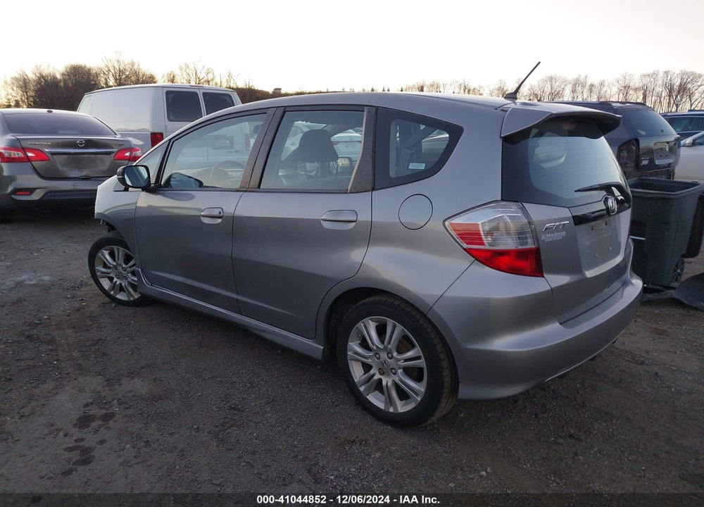 2009 HONDA FIT SPORT VIN: JHMGE88439S029448