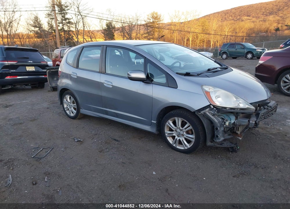 2009 HONDA FIT SPORT VIN: JHMGE88439S029448