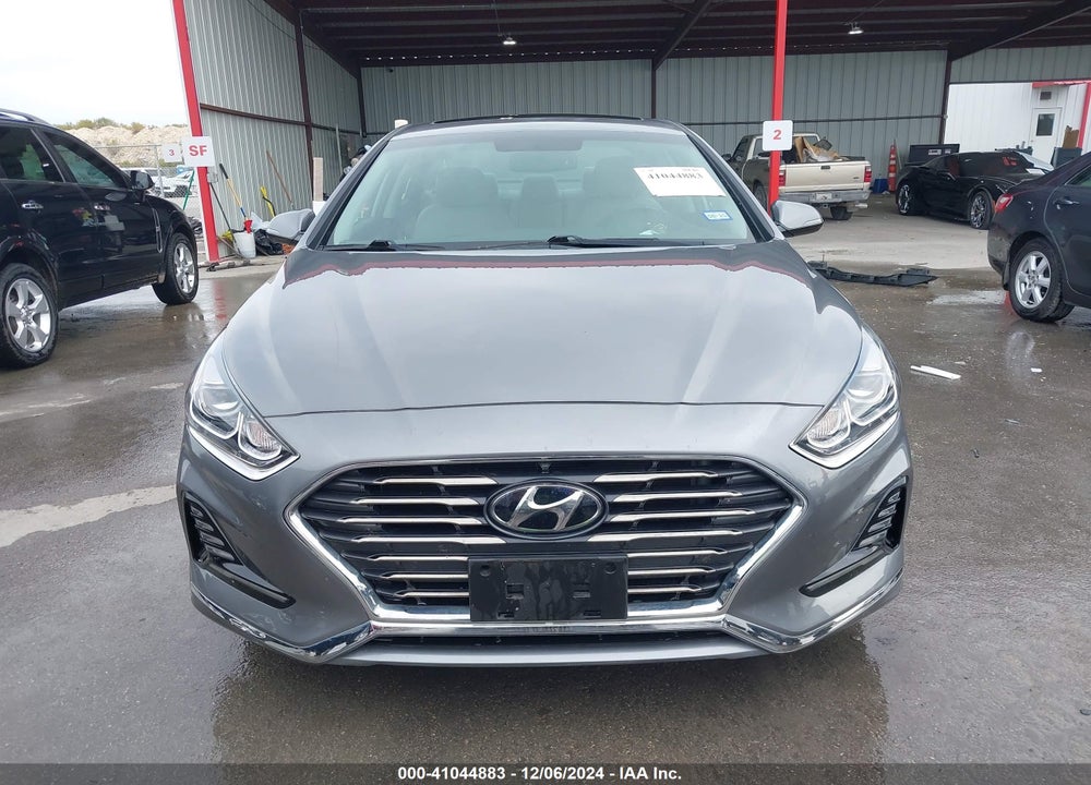 2018 HYUNDAI SONATA LIMITED VIN: 5NPE34AF9JH628134