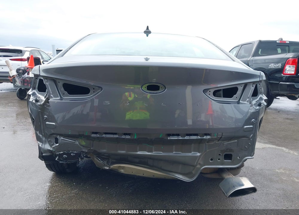 2018 HYUNDAI SONATA LIMITED VIN: 5NPE34AF9JH628134